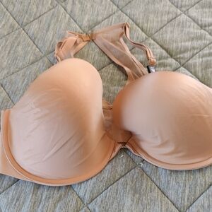 Victoria's Secret Nude Bra NWT